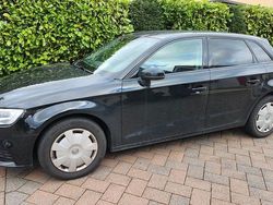 Schwarz Gebraucht 2018 Audi A3 Limousine | 13.200 € (Guter Preis)