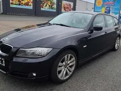 Schwarz Gebraucht 2012 BMW 318 Kombi | 8.000 € (Guter Preis)