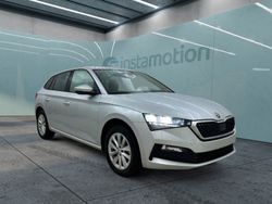 Silber Gebraucht 2024 Skoda Scala Drive Kleinwagen | 22.100 € (Guter Preis)