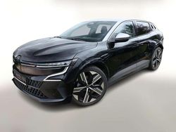 Black pearl metallic ... Gebraucht 2023 Renault Mégane Iconic Limousine | 29.590 € (Guter Preis)
