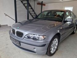 Grau Gebraucht 2003 BMW 318 Limousine | 2.300 € (Guter Preis)