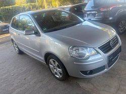 Silber Gebraucht 2009 VW Polo United Kleinwagen | 3.790 € (Fairer Preis)