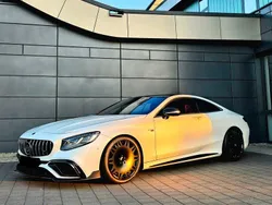 Weiß Gebraucht 2015 Mercedes S63 AMG AMG Coupé | 99.900 €
