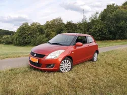 Orange Gebraucht 2013 Suzuki Swift Club Kleinwagen | 5.900 €