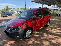 Rot Gebraucht 2020 VW Caddy Trendline Van / Kleinbus | 23.990 € (Etwas zu teuer)