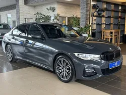 Grau Gebraucht 2020 BMW 330e M Sport Limousine | 28.900 € (Guter Preis)