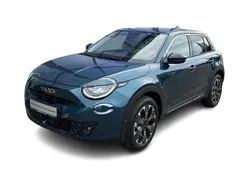 Grün Neu 2025 Fiat 600 La Prima SUV | 31.489 € (Etwas zu teuer)