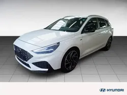 Weiss serenity white Gebraucht 2025 Hyundai i30 N Line | 31.522 € (Teuer)