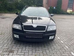 Schwarz Gebraucht 2007 Skoda Octavia Kombi | 1.200 € (Guter Preis)