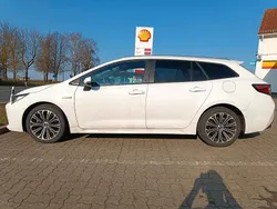 Weiß Gebraucht 2022 Toyota Corolla Team Kombi | 22.490 € (Superpreis)