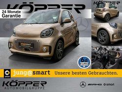 Gold beige Gebraucht 2023 Smart ForTwo Coupé Exclusive Kleinwagen | 16.778 € (Fairer Preis)