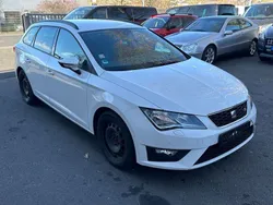 Weiß Gebraucht 2015 Seat Leon ST FR Kombi | 6.200 € (Fairer Preis)