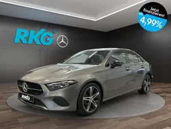 Grau Gebraucht 2025 Mercedes A180 Progressive Limousine | 37.780 € (Teuer)