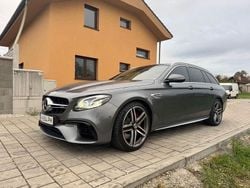 Grau Gebraucht 2019 Mercedes E63S AMG AMG Limousine | 43.000 € (Superpreis)