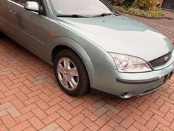 Gebraucht 2001 Ford Mondeo Ghia Limousine | 1.000 € (Guter Preis)