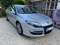 Silber Gebraucht 2011 Renault Laguna III Initiale Limousine | 6.500 € (Fairer Preis)