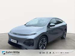 Grau Gebraucht 2025 XPENG G6 AWD Performance SUV | 53.990 € (Teuer)