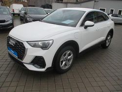 Weiß Gebraucht 2022 Audi Q3 Sportback Basis SUV | 29.890 € (Fairer Preis)