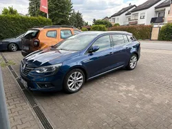 Blau Gebraucht 2016 Renault Mégane GrandTour Kombi | 6.999 € (Superpreis)