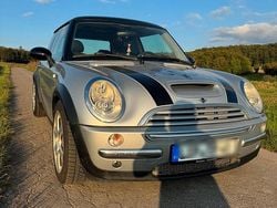 Silber Gebraucht 2002 Mini Cooper Kleinwagen | 2.000 €
