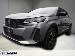 Grau Gebraucht 2023 Peugeot 5008 GTi Van / Kleinbus | 41.990 € (Teuer)