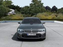 Grau Neu 2025 BMW 330e Limousine | 55.969 € (Guter Preis)