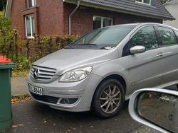 Silber Gebraucht 2007 Mercedes B150 Van / Kleinbus | 2.250 € (Fairer Preis)
