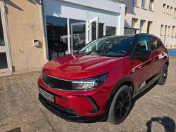 Lackierung bright red/metallic Gebraucht 2024 Opel Grandland X GS Line SUV | 23.490 € (Guter Preis)