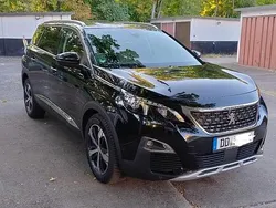 Schwarz Gebraucht 2018 Peugeot 5008 GT-line Van / Kleinbus | 23.000 €