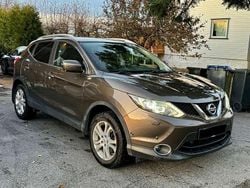 Braun Gebraucht 2016 Nissan Qashqai Tekna SUV | 9.980 € (Guter Preis)