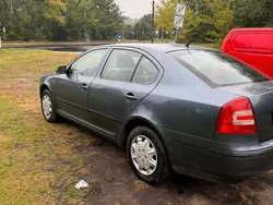 Grau Gebraucht 2004 Skoda Octavia Limousine | 2.500 € (Fairer Preis)