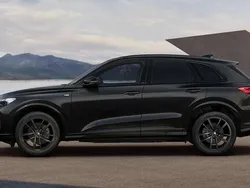 Mythosschwarz metallic Neu 2025 Audi Q5 S-Line SUV | 65.749 € (Fairer Preis)