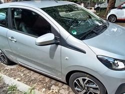 Silber Gebraucht 2017 Peugeot 108 Style Kleinwagen | 6.300 € (Guter Preis)