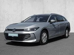 Silber Gebraucht 2024 VW Passat Kombi | 29.950 € (Superpreis)