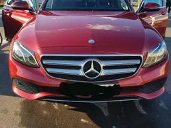 Rot Gebraucht 2016 Mercedes E200 Limousine | 21.000 € (Fairer Preis)
