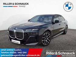 Schwarz Gebraucht 2024 BMW 750e M Sport Limousine | 94.950 €