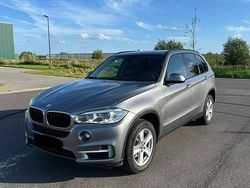 Grau Gebraucht 2016 BMW X5 Comfort Edition SUV | 16.200 €
