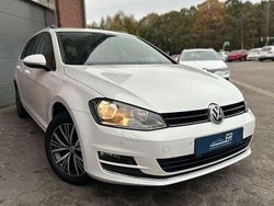 Oryxweiss Gebraucht 2016 VW Golf VII Allstar Kombi | 12.489 € (Fairer Preis)