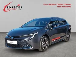 Grau Gebraucht 2025 Toyota Corolla Limousine | 33.490 € (Teuer)