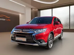 Rot Gebraucht 2017 Mitsubishi Outlander Diamant Edition SUV | 14.990 €