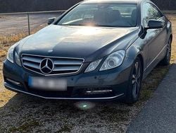 Grau Gebraucht 2012 Mercedes E200 Coupé | 11.500 € (Fairer Preis)