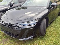 Schwarz Neu 2025 Audi A6 Sport Limousine | 80.623 € (Etwas zu teuer)