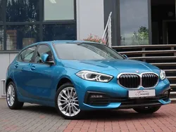 Blau Gebraucht 2022 BMW 120 Advantage Kleinwagen | 24.900 € (Fairer Preis)