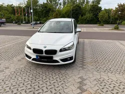 Weiß Gebraucht 2016 BMW 216 Gran Tourer Sport Line Van / Kleinbus | 10.500 € (Fairer Preis)