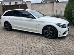 Weiß Gebraucht 2021 Mercedes C220 AMG line Kombi | 29.300 € (Fairer Preis)