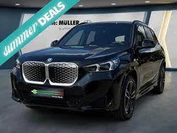 Schwarz Neu 2025 BMW iX1 M Sport SUV | 51.300 € (Fairer Preis)