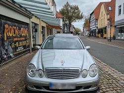 Silber Gebraucht 2002 Mercedes E240 Limousine | 4.500 € (Etwas zu teuer)