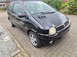 Schwarz Gebraucht 2004 Renault Twingo Kleinwagen | 830 €