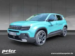 Lake bluegreen // dach schwar Gebraucht 2023 Jeep Avenger EV Altitude SUV | 24.980 € (Fairer Preis)