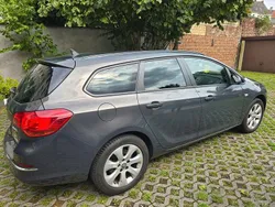 Grau Gebraucht 2016 Opel Astra S Kombi | 5.300 € (Guter Preis)